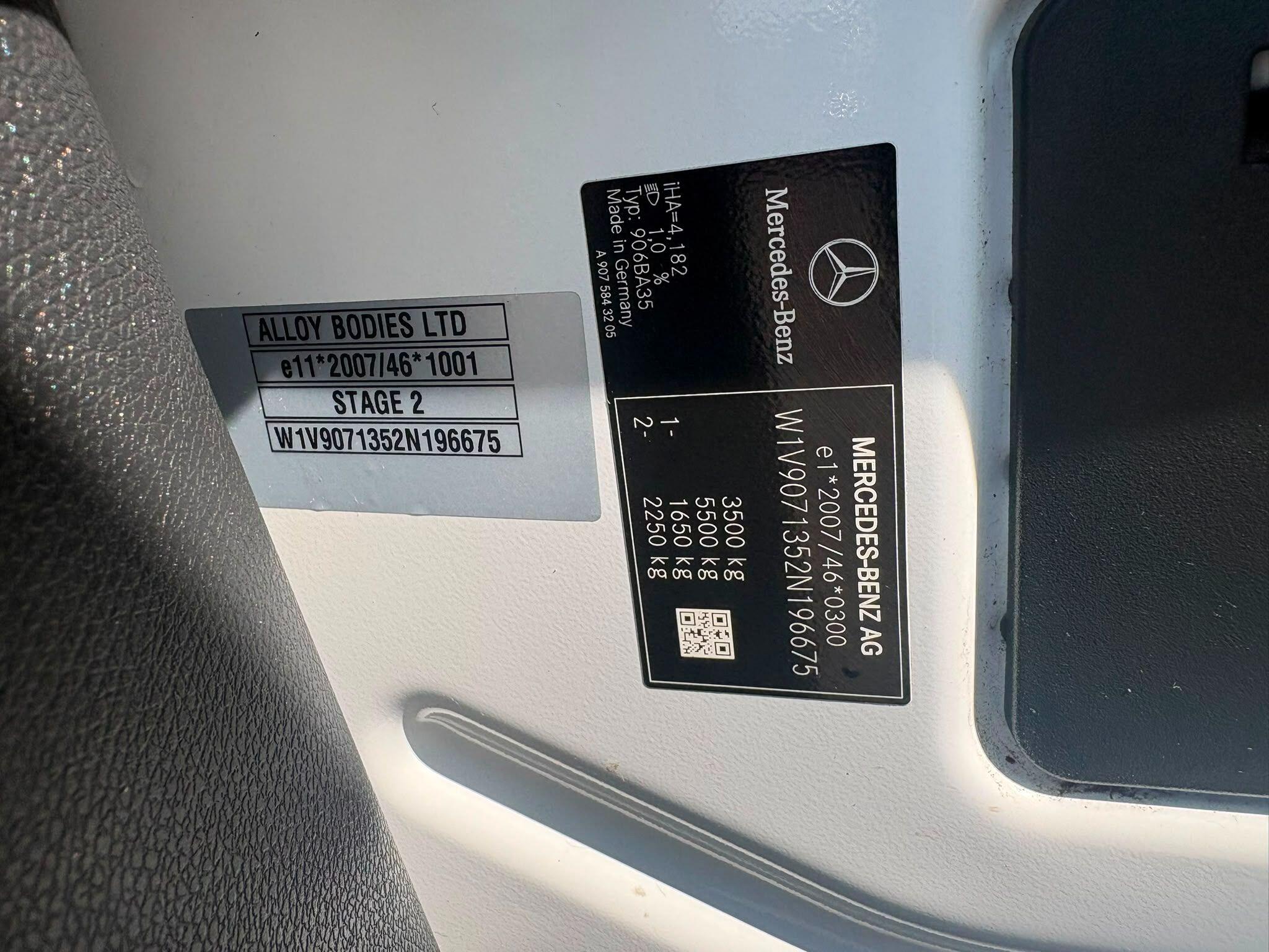 Mercedes-Benz Sprinter